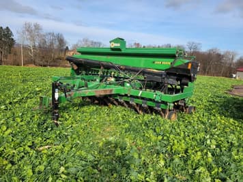 Main image John Deere 750